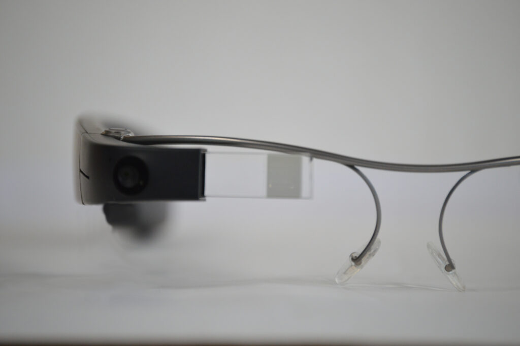Envision Glasses with the glasses, frames, camera and device screen